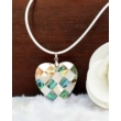 Kép 1/2 - Gyöngyház pávakagyló mozaik szív medál bőr nyakláccal 02360003