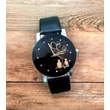 Kép 3/3 - Quartz női fekete/arany óra szerelmespár mintás számlappal 